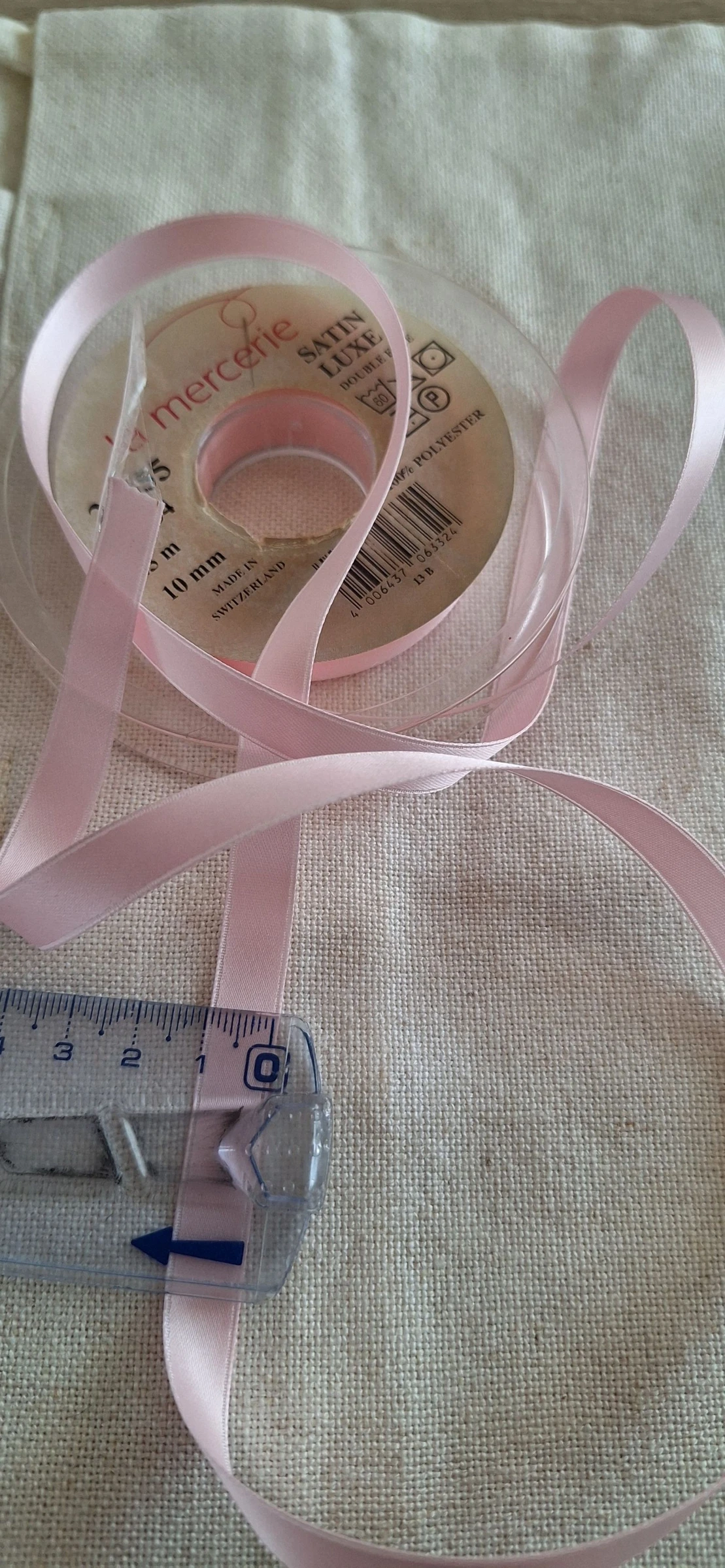 5 mètres de ruban satin 10 mm rose clair 